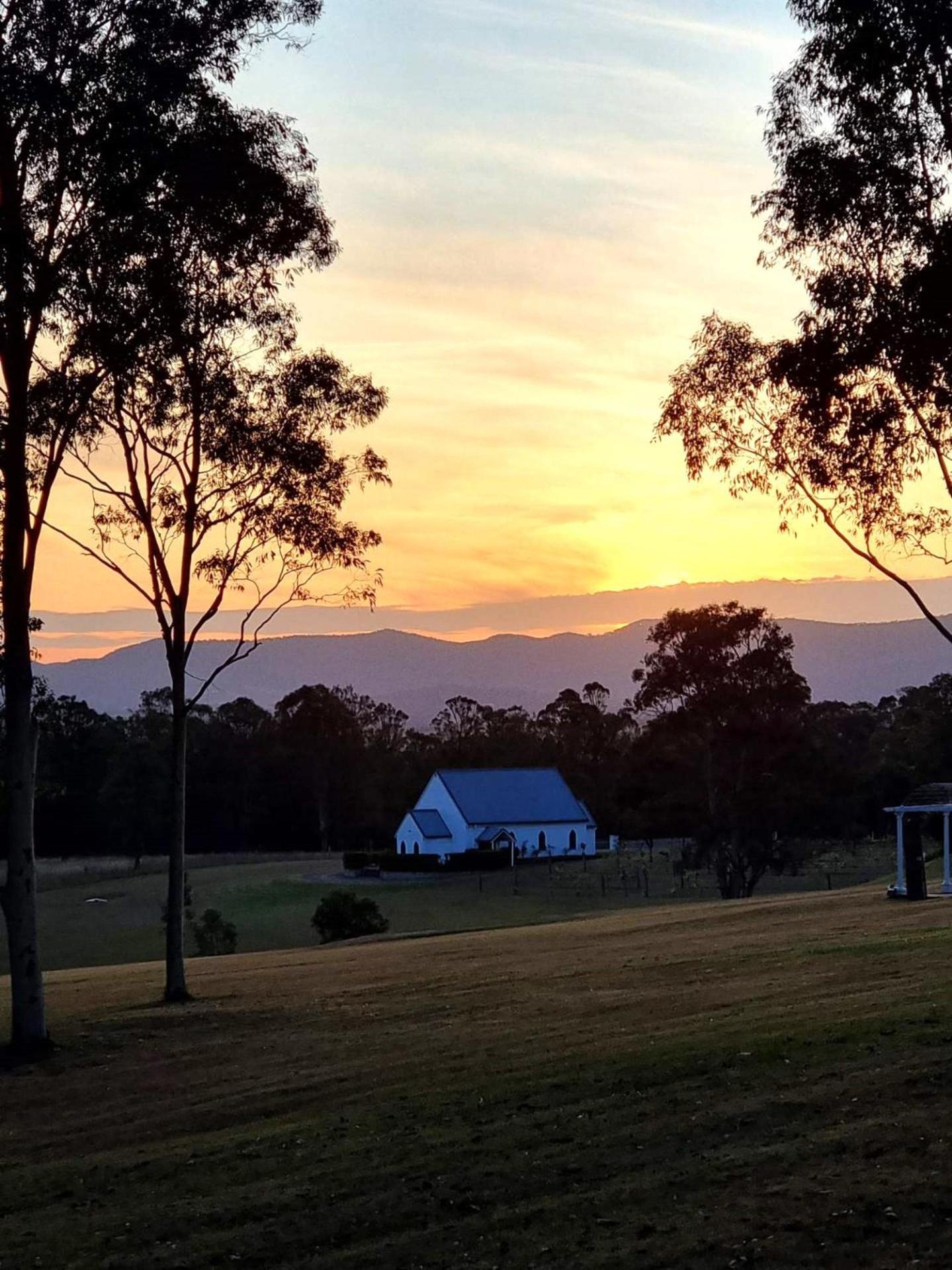 Cabins At Lovedale Wedding Chapel Dış mekan fotoğraf